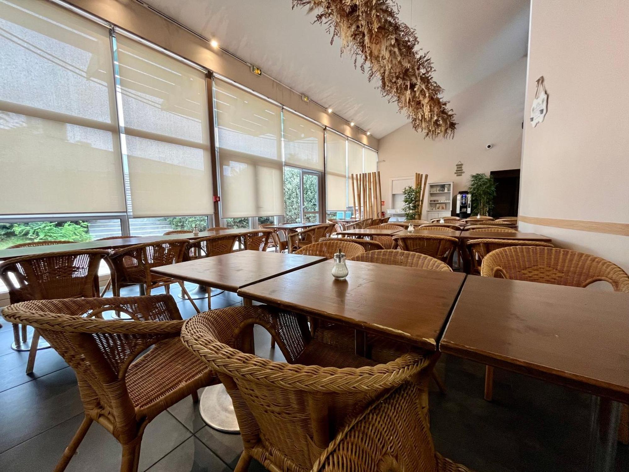 Auberge De Jeunesse Hi Bordeaux-Blanquefort - Ex Otellia Ngoại thất bức ảnh